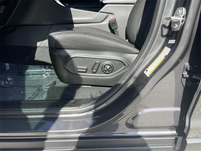 Photo of 2025 Baltic Gray Metallic Clearcoat Jeep Grand Cherokee