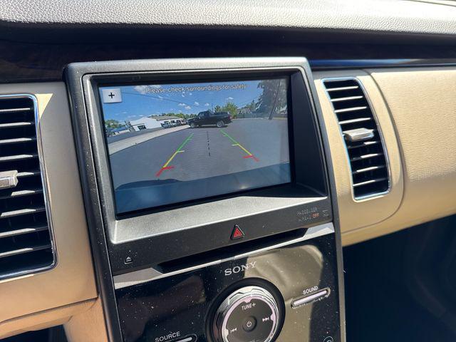 Photo of 2016 Shadow Black Ford Flex