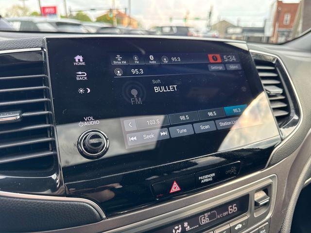 Photo of 2021 Platinum White Pearl Honda Pilot