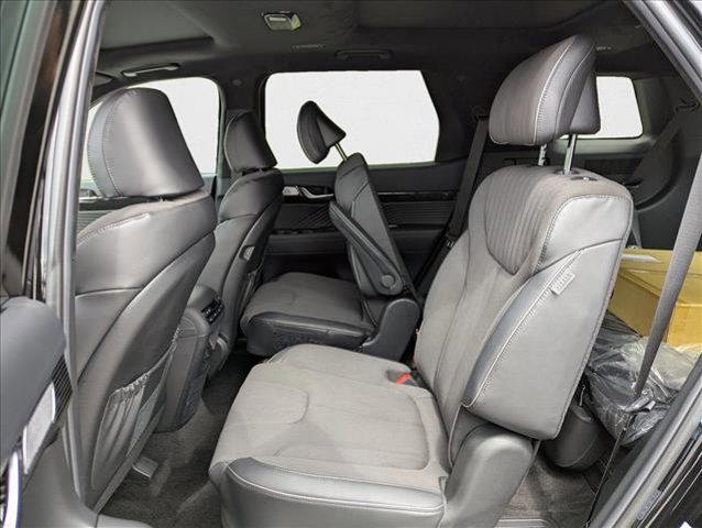 Photo of 2025 Abyss Black Pearl Hyundai PALISADE