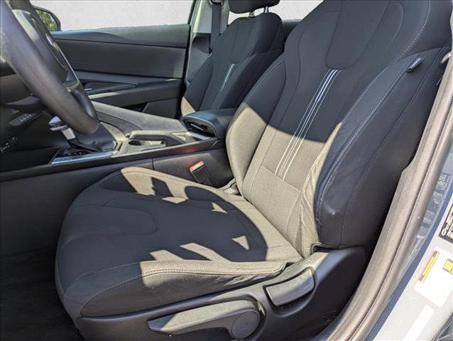 Photo of 2022 Electric Shadow Hyundai ELANTRA