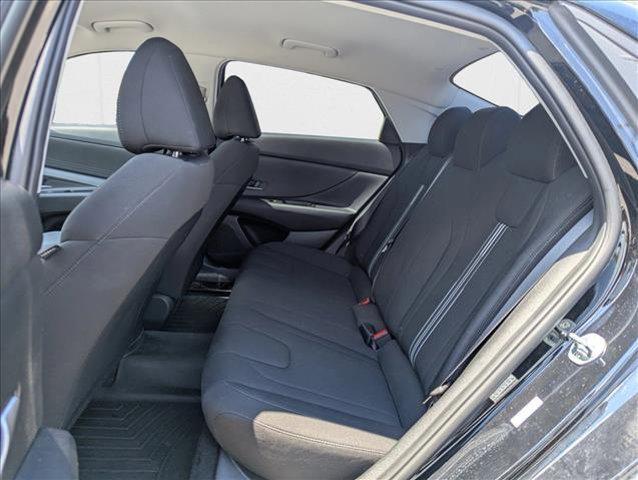 Photo of 2022 Phantom Black Hyundai ELANTRA