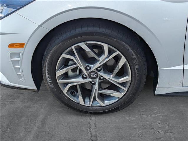 Photo of 2023 Serenity White Hyundai SONATA