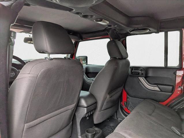 Photo of 2014 Flame Red Clearcoat Jeep Wrangler Unlimited
