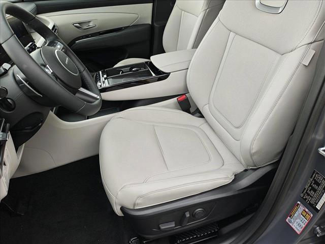 Photo of 2025 Ecotronic Gray Matte Hyundai TUCSON