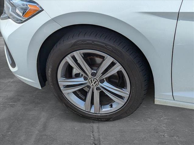 Photo of 2023 Opal White Pearl Volkswagen Jetta