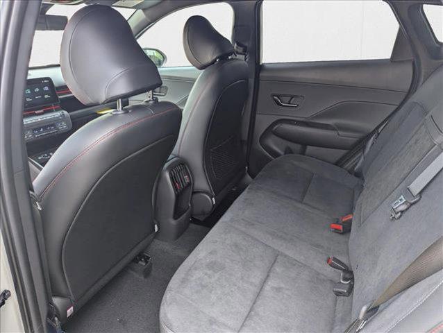 Photo of 2025 Atlas White Hyundai KONA