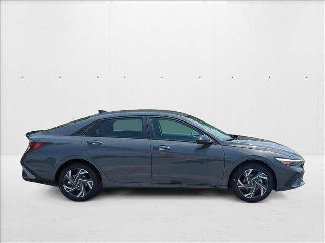 Photo of 2025 Ecotronic Gray Hyundai ELANTRA
