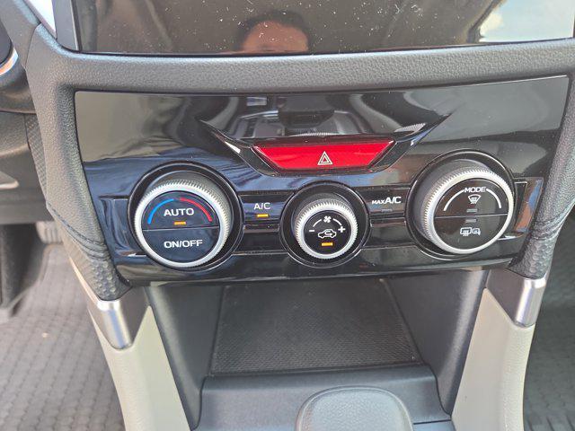 Photo of 2023 Crystal White Pearl Subaru Forester