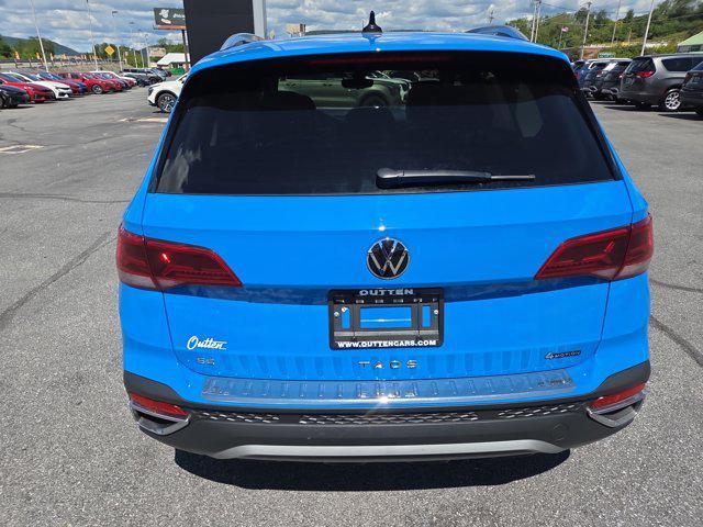 Photo of 2023 Blue Volkswagen Taos