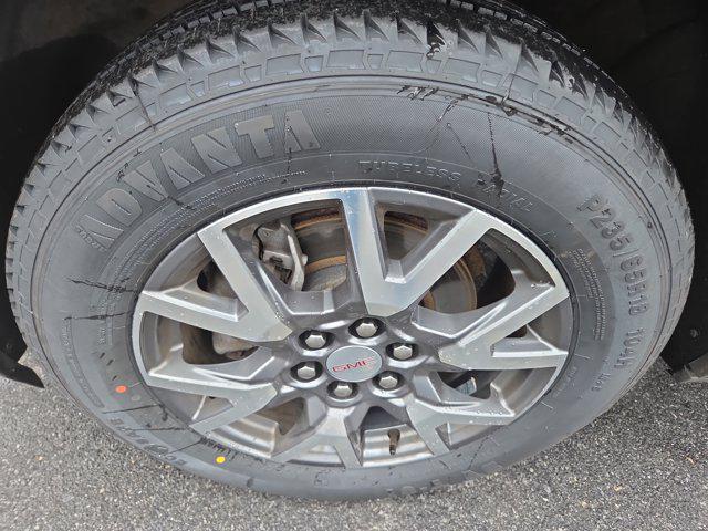 Photo of 2023 Ebony Twilight Metallic GMC Acadia