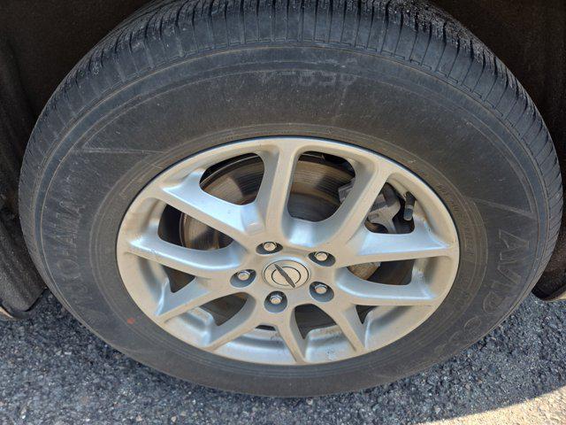 Photo of 2023 Granite Crystal Metallic Clearcoat Chrysler Voyager