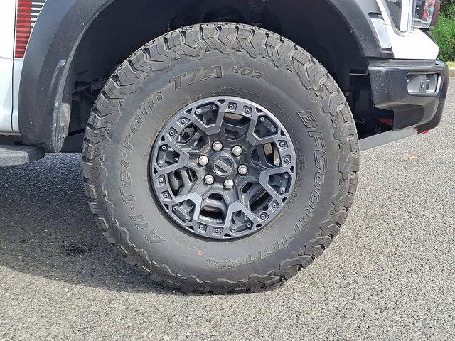 Photo of 2024 Oxford White Clearcoat Ford F-150