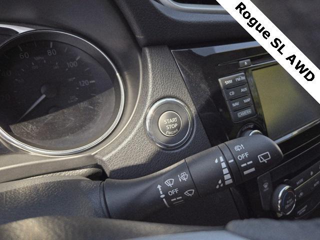 Photo of 2015 Gun Metallic Nissan Rogue