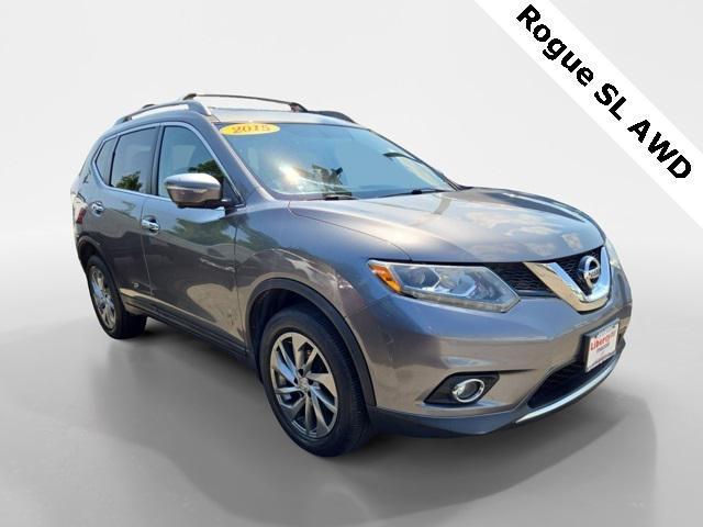 Photo of 2015 Gun Metallic Nissan Rogue