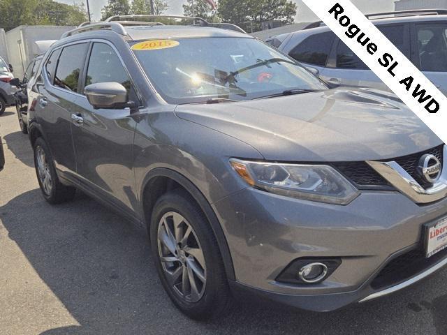 Photo of 2015 Gun Metallic Nissan Rogue