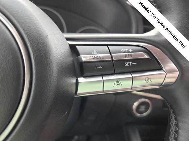 Photo of 2023 Snowflake White Pearl Mica Mazda Mazda3
