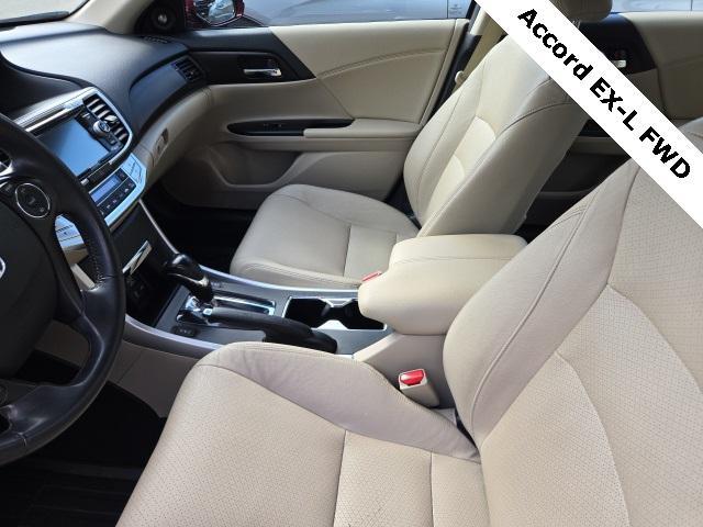 Photo of 2015 Basque Red Pearl II Honda Accord