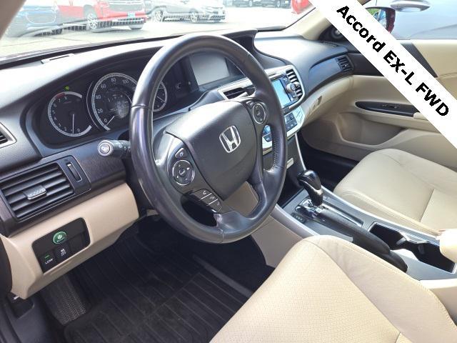 Photo of 2015 Basque Red Pearl II Honda Accord