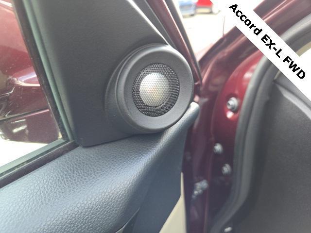 Photo of 2015 Basque Red Pearl II Honda Accord