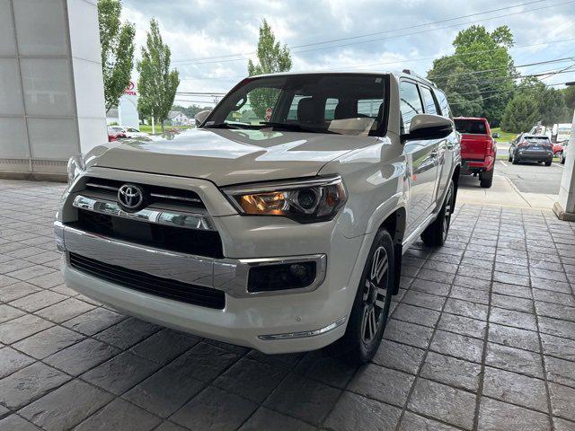 Photo of 2021 Blizzard Pearl Toyota 4Runner