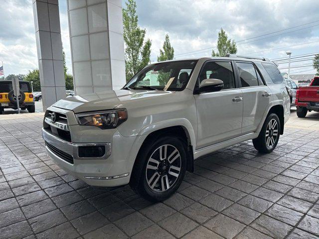 Photo of 2021 Blizzard Pearl Toyota 4Runner
