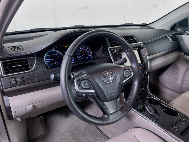 Photo of 2016 Celestial Silver Metallic Toyota Camry Hybrid