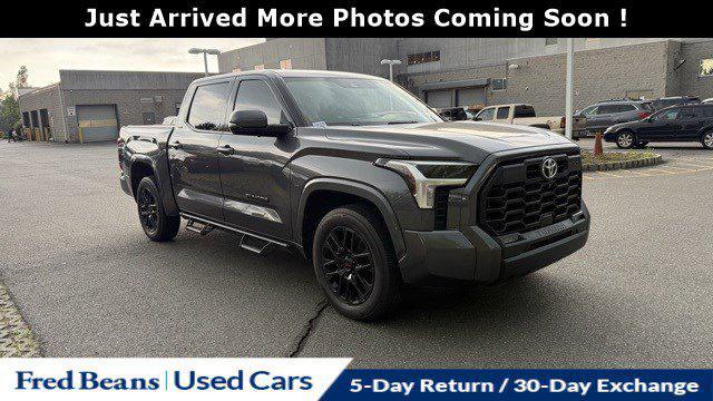 Photo of 2022 Gray Toyota Tundra