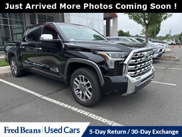 Photo of 2022 Midnight Black Metallic Toyota Tundra