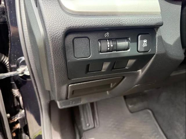 Photo of 2016 Crystal Black Silica Subaru Crosstrek
