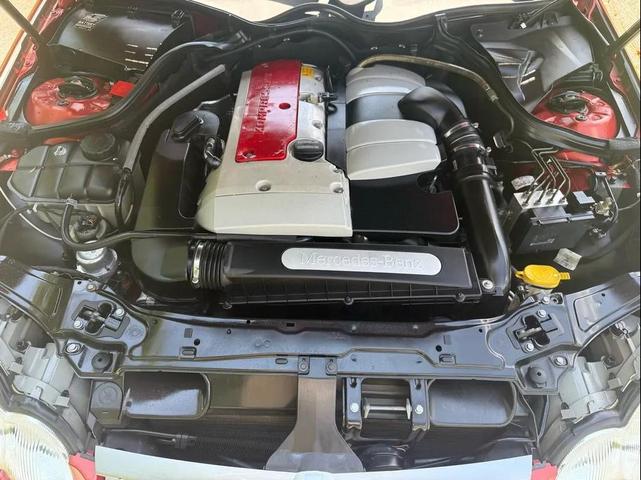 Photo of 2002 Maroon Mercedes-Benz C-Class