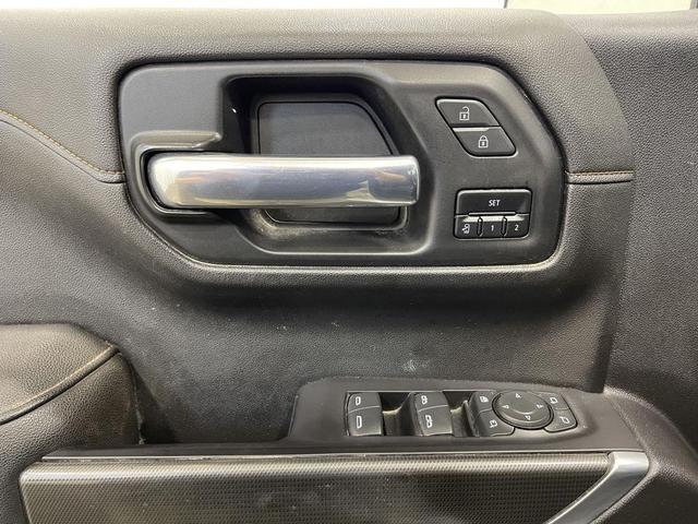 Photo of 2021 Summit White GMC Sierra 1500