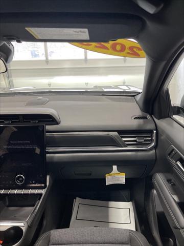 Photo of 2025 Sterling Metallic GMC Terrain