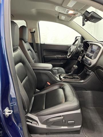 Photo of 2019 Blue Emerald Metallic GMC Canyon