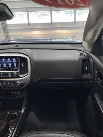 Photo of 2019 Blue Emerald Metallic GMC Canyon