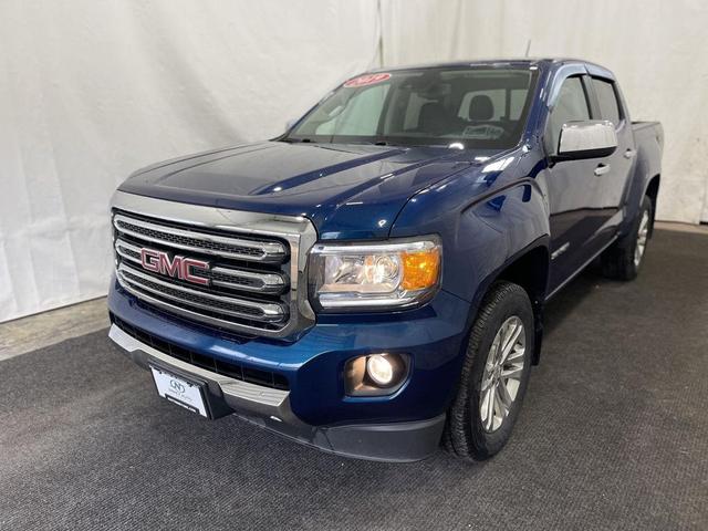 Photo of 2019 Blue Emerald Metallic GMC Canyon