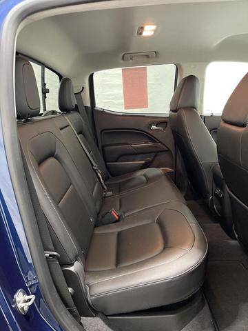 Photo of 2019 Blue Emerald Metallic GMC Canyon