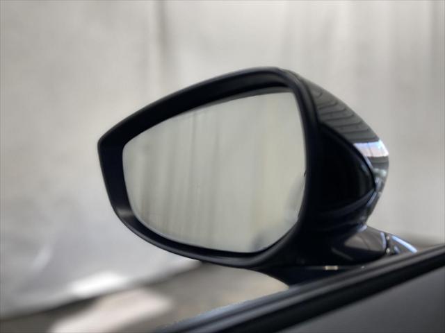 Photo of 2024 Ingot Blue Metallic Mazda CX-50