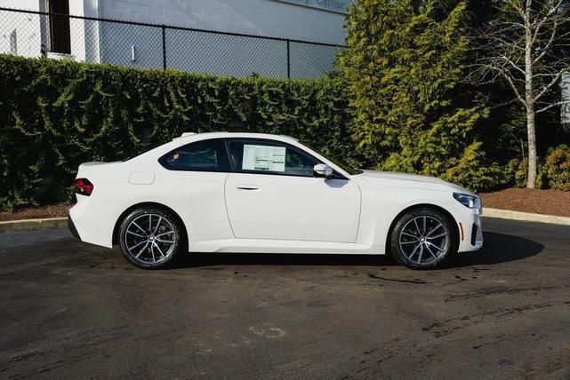 Photo of 2025 Alpine White BMW 230