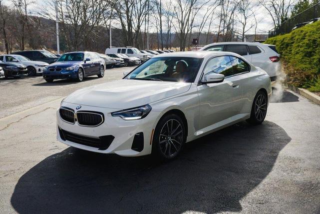 Photo of 2025 Alpine White BMW 230