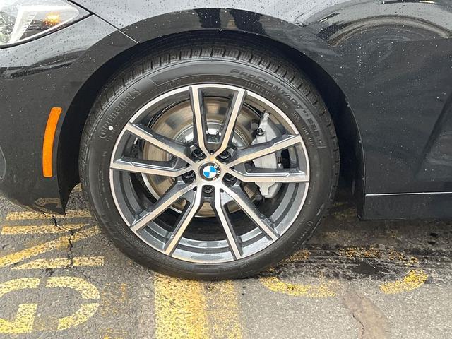 Photo of 2025 Jet Black BMW 430
