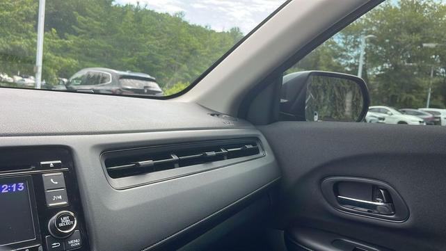 Photo of 2022 Modern Steel Metallic Honda HR-V