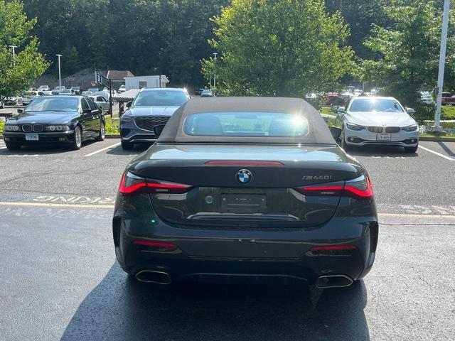 Photo of 2024 Dravit Grey Metallic BMW M440