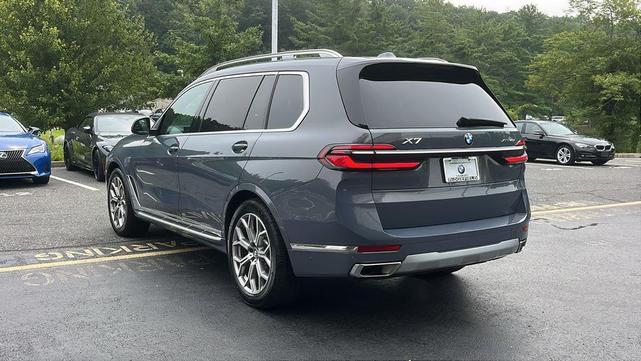 Photo of 2023 Sparkling Copper Metallic BMW X7