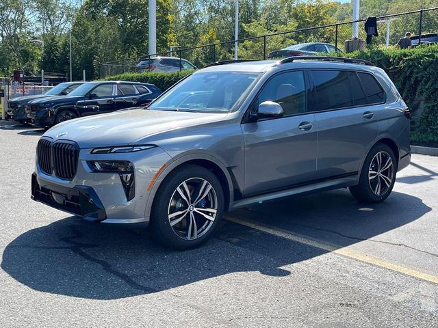 Photo of 2026 Skyscraper Grey Metallic BMW X7