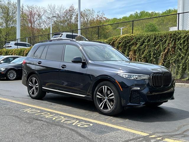 2022 BMW X7