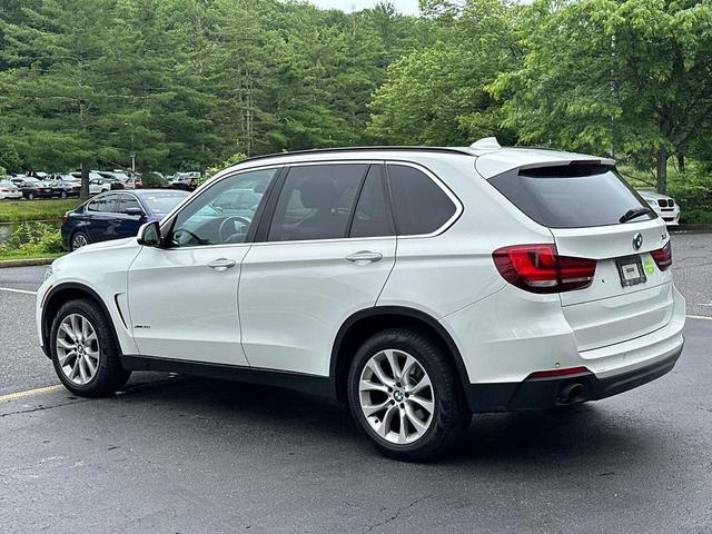 Photo of 2016 WHITE BMW X5