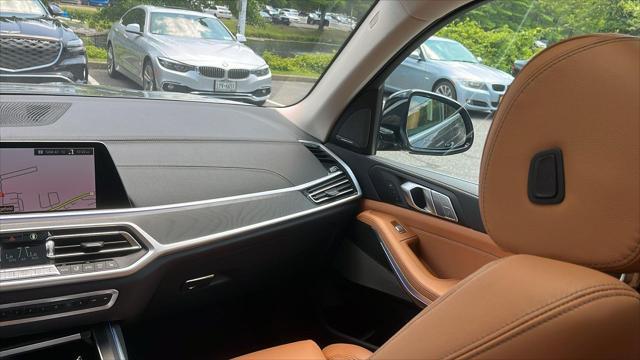 Photo of 2022 Arctic Grey Metallic BMW X7