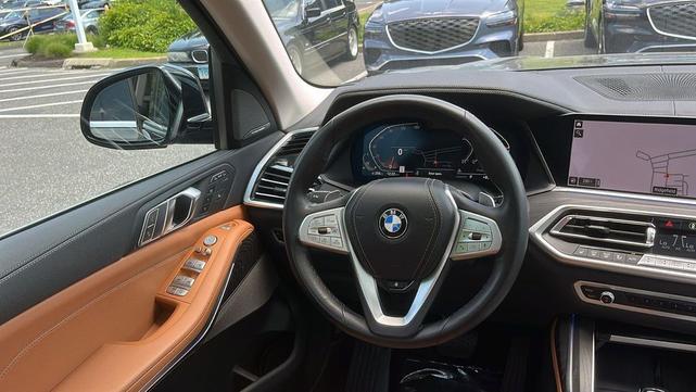 Photo of 2022 Arctic Grey Metallic BMW X7