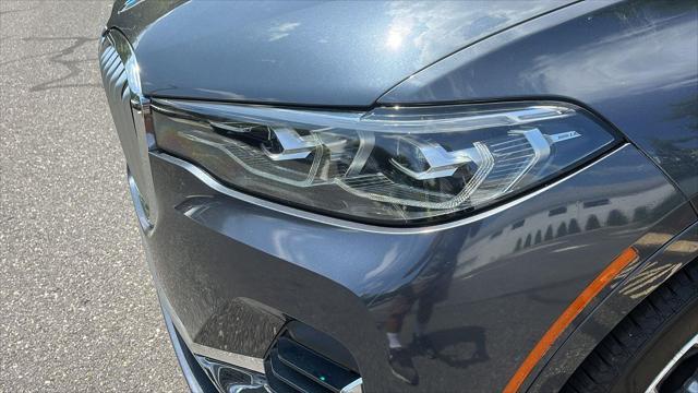 Photo of 2022 Arctic Grey Metallic BMW X7